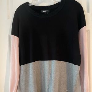 DKNY sweater size Medium black grey pink
